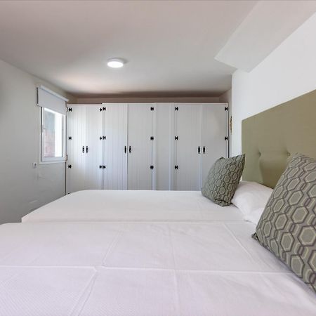 Villa Corralejo Bay Beachfront Corralejo By Holidays Home Экстерьер фото